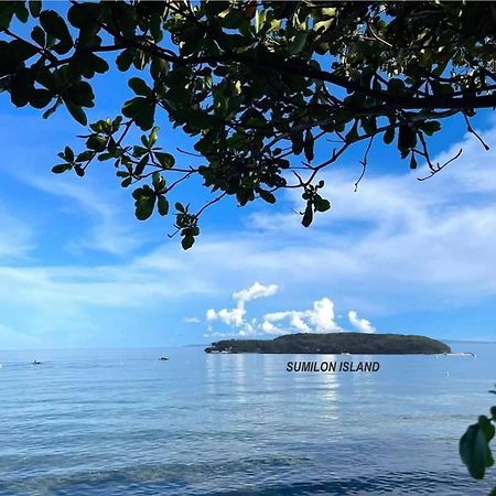 Island Front - Bangcogon Resort And Restaurant Oslob Exterior foto