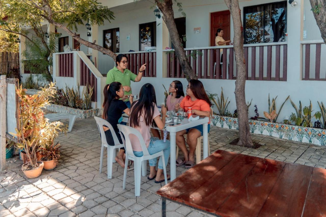 Island Front - Bangcogon Resort And Restaurant Oslob Exterior foto