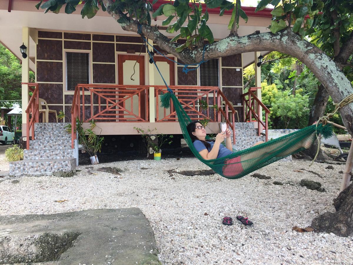 Island Front - Bangcogon Resort And Restaurant Oslob Exterior foto